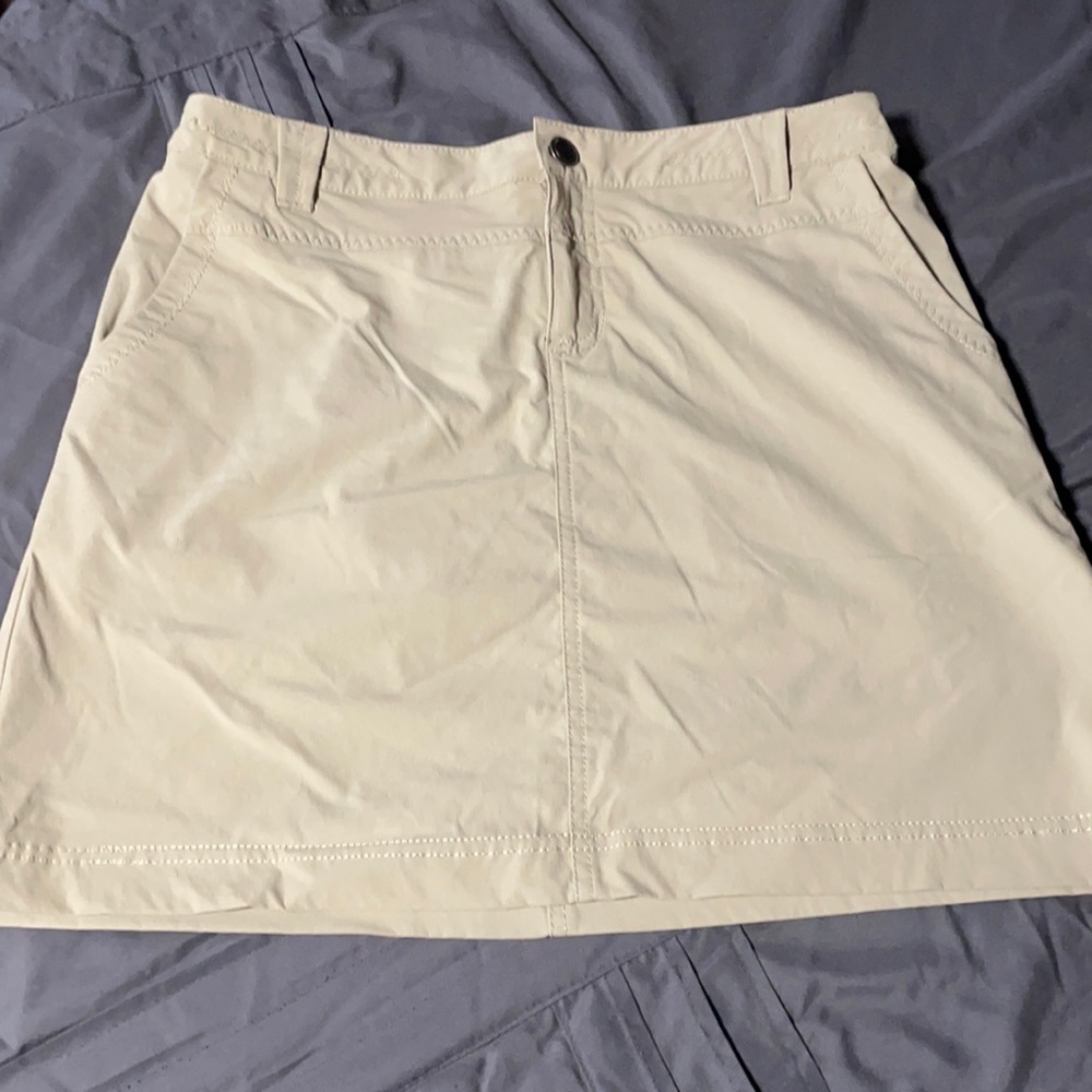 Eddie Bauer skort size 10 SALE!